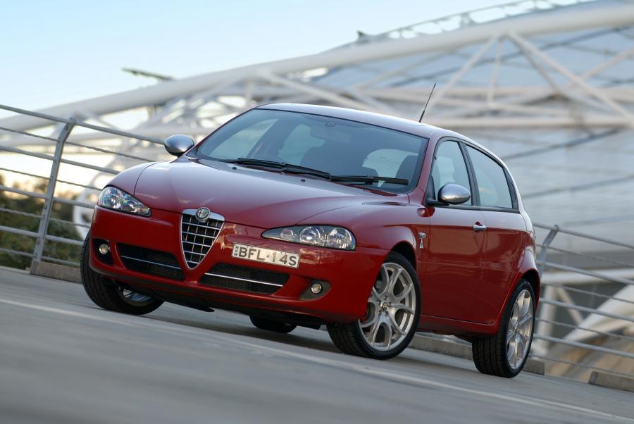  Alfa Romeo 147 Monza (937B) 2008 года  (фото 6 из 15)